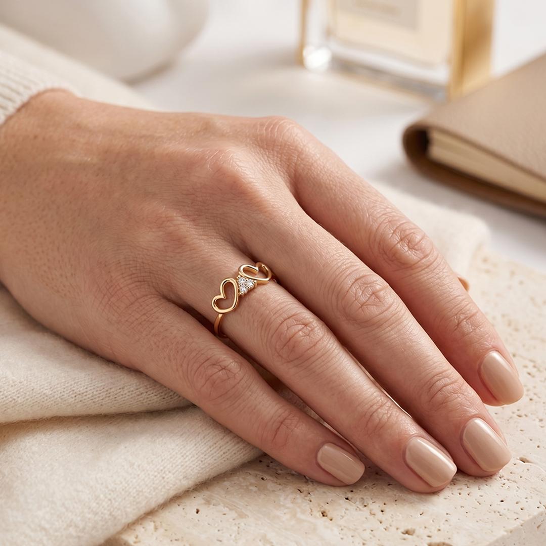 Elegant Natural Diamond Gold Ring
